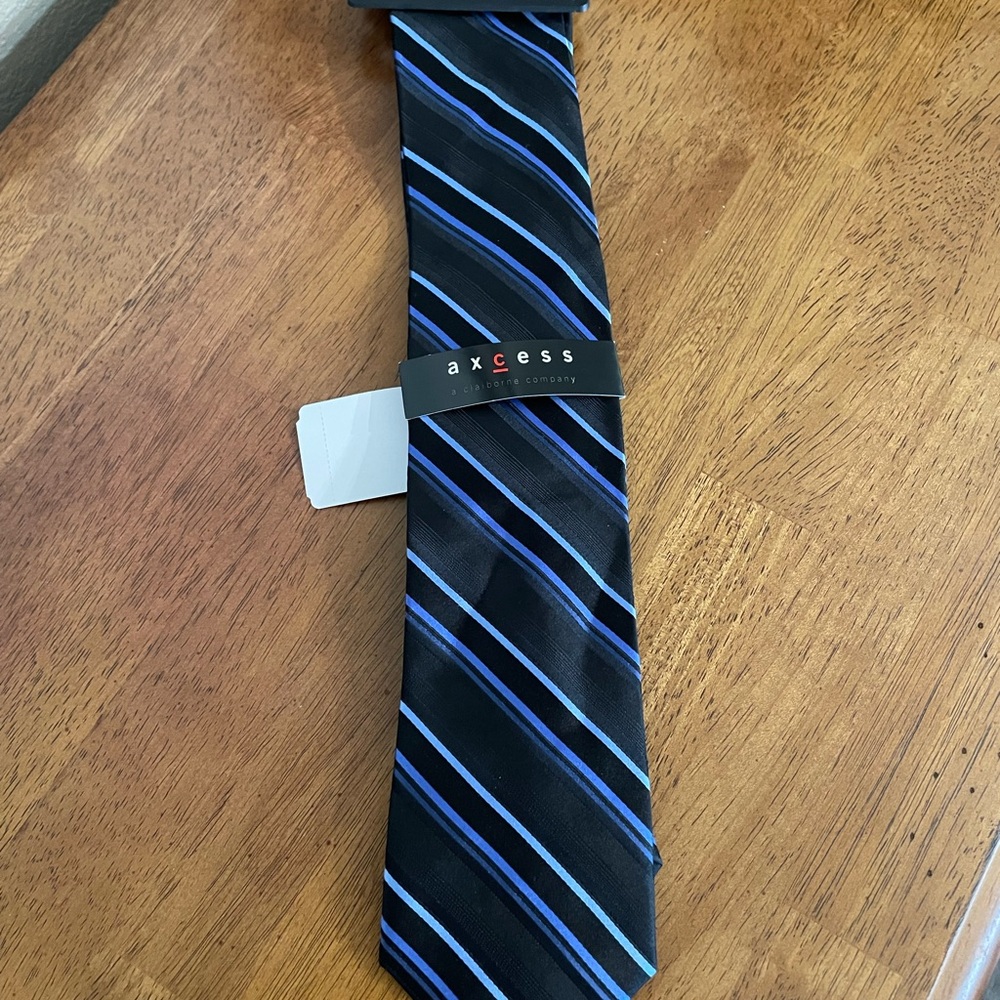 NEW Axcess Black and Blue Striped Silk Tie